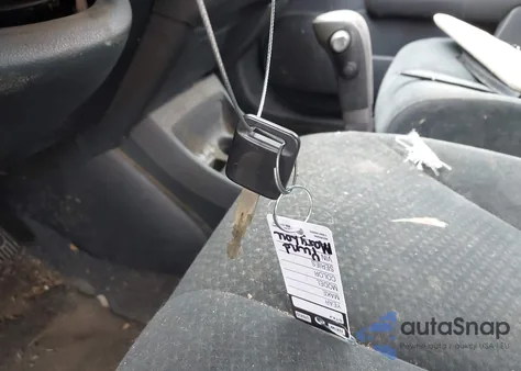 2010 Nissan Versa 1.8S z USA, uszkodzony, nr VIN 3N1BC1CP4AL377419